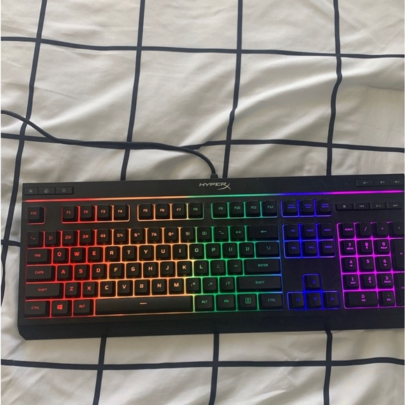 HyperX Alloy RGB gaming keyboard - Picture 2 of 4